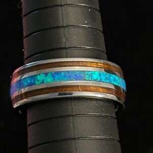 Tungsten Carbide inlaid Hawaiian Koa
Wood With Opal Ring Size 9
